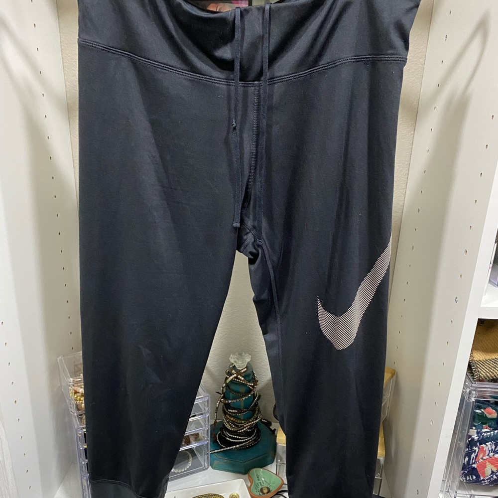 Nike workout leggings